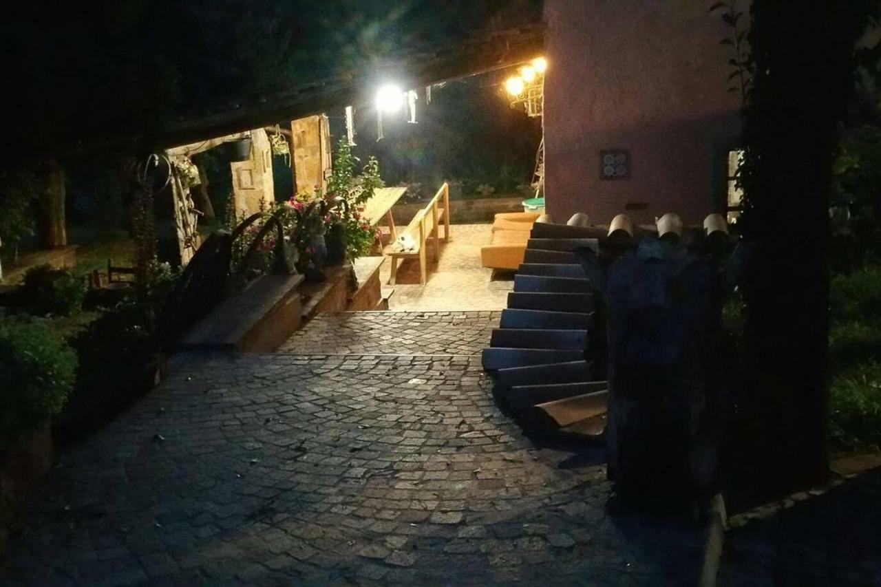 Piccolo Casale A "Le Moline" In Una Vera Fattoria Vetralla Exteriér fotografie